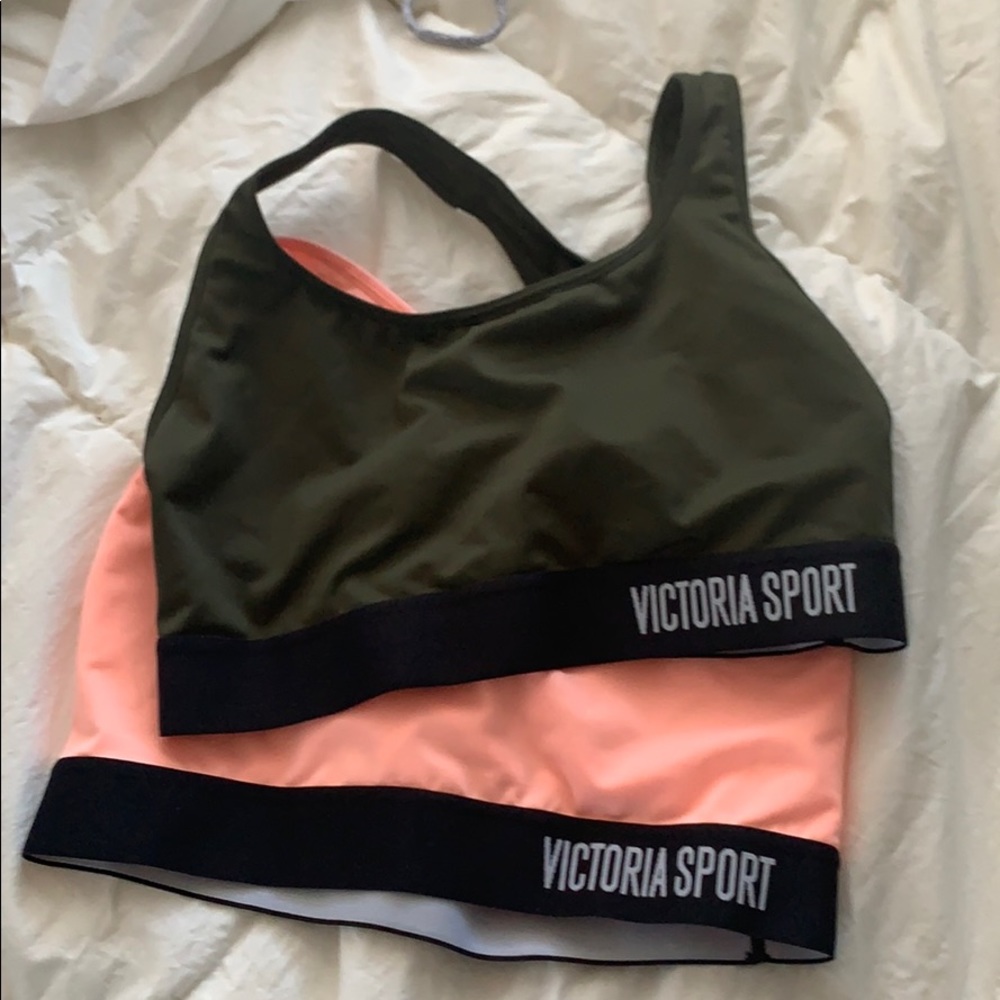 a victoria sport , sports bra.